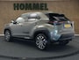 Toyota Yaris Cross 1.5 Hybrid Dynamic - VASTE TREKHAAK - TREKGEWICHT 750 KG - NAVIGATIE - STOELVERWARMING - STUURVERWARMING - VOORRUITVERWARMING - 4 X ELEKTRISCHE RAMEN - 17 INCH LICHT METALEN VELGEN - TELEFOONLADER - KEYLESS ENTRY/ START