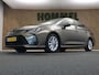 Toyota Corolla 1.8 Hybrid Business - ORIGINEEL NEDERLANDSE AUTO - APPLE CARPLAY/ANDROID AUTO - ADAPTIEVE CRUISE CONTROL - LICHTMETALEN VELGEN - BLUETOOTH TELEFOONVOORBEREIDING - AUTOMATISCHE AIRCO - CONNECTED SERVICES
