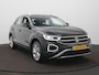 Volkswagen T-Roc 1.5 TSI Style Automaat - ACC - Stoelverwarming - LED - Side Assist - Apple Carplay/Android Auto