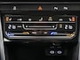 Volkswagen T-Roc 1.5 TSI Style Automaat - ACC - Stoelverwarming - LED - Side Assist - Apple Carplay/Android Auto