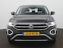 Volkswagen T-Roc 1.5 TSI Style Automaat - ACC - Stoelverwarming - LED - Side Assist - Apple Carplay/Android Auto