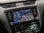 Skoda Octavia Combi 1.5 TSI Sport 150Pk Automaat (PANORAMADAK, APPLE CARPLAY, GROOT NAVI, SPORTSTOELEN, KEYLESS, CAMERA, TREKHAAK, CRUISE, ARMSTEUN, NIEUWSTAAT)
