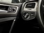 Volkswagen Golf 1.2 TSI Sportline Automaat (NAVIGATIE, CLIMATE, CRUISE, LEDER STUURWIEL, SPORTSTOELEN, LM VELGEN, ARMSTEUN, NIEUWE APK, NIEUWSTAAT)