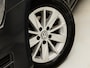 Volkswagen Golf 1.2 TSI Sportline Automaat (NAVIGATIE, CLIMATE, CRUISE, LEDER STUURWIEL, SPORTSTOELEN, LM VELGEN, ARMSTEUN, NIEUWE APK, NIEUWSTAAT)