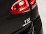 Volkswagen Golf 1.2 TSI Sportline Automaat (NAVIGATIE, CLIMATE, CRUISE, LEDER STUURWIEL, SPORTSTOELEN, LM VELGEN, ARMSTEUN, NIEUWE APK, NIEUWSTAAT)