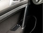 Volkswagen Golf 1.2 TSI Sportline Automaat (NAVIGATIE, CLIMATE, CRUISE, LEDER STUURWIEL, SPORTSTOELEN, LM VELGEN, ARMSTEUN, NIEUWE APK, NIEUWSTAAT)