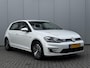 Volkswagen E-Golf E-DITION / Navigatie / SOH 93% / Parkeersensoren v+a / Adaptieve Cruise Control /