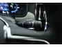 Volvo V90 2.0 T6 Plug-in hybrid AWD Ultra Dark | Pano-dak | Head-up | 360 camera | Elek. stoelen | H&K Audio |