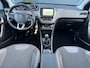Peugeot 2008 1.2 VTi Allure Pack Premium Plus Pano,Trekhaak,Navi,Clima,Cruise,Pdc,Lm velgen,Halfleder,Distributie vv in 2024,N.A.P,Apk tot 08-2026