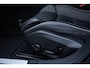 Volvo V60 T6 Plug-in hybrid AWD Plus Dark | Panoramadak | Verwarmbare Voorstoelen (met geheugen), Stuurwiel en Achterbank | Semi-Elektrische Trekhaak | Verwarmbare Voorruit | Premium Audio by Harman Kardon | 360-Camera
