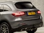 Mercedes-Benz GLC 250 4MATIC AMG Sport 211Pk Automaat (NAVIGATIE, TREKHAAK, LEDER, GETINT GLAS, SPORTSTOELEN, STOELVERWARMING, LED KOPLAMPEN, SPORTONDERSTEL, NIEUWSTAAT)