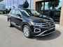 Volkswagen T-Roc 1.5 TSI 150pk DSG Style Carplay | Camera | Keyless | Elek. Achterklep | Rijklaar incl. garantie