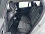 Volvo V60 B3 Essential | 18" | Google | Carplay | Parkeercamera | Parkeersensoren V+A | LED | Climate Control | Regensensor