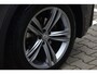 Volkswagen Tiguan 1.5 TSI DSG R-Line Panodak, Leder, Trekhaak uitkl., Digitale Cockpit, 3D Camera