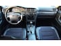 Volvo V70 2.5-10v Automaat Sand Silver 144 pk