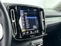 Volvo XC40 T4 Recharge Inscription | 19" | Leder | Trekhaak | Parkeercamera | Adaptieve Cruise | Getint glas | Keyless | Stoel/Stuurverwarming
