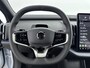 Volvo EX30 Single Motor Plus Europa 51 kWh | Stoel + Stuurverwarming | 18 inch LM Velgen | PDC + camera | Warmtepomp | Elektrisch verstelbare stoelen |
