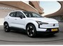 Volvo EX30 Single Motor Plus Europa 51 kWh | Stoel + Stuurverwarming | 18 inch LM Velgen | PDC + camera | Warmtepomp | Elektrisch verstelbare stoelen |