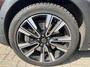 Volvo V60 Cross Country 2.0 B5 AWD Ultimate Pro | Stoel ventilatie + Massage | BLIS | Standkachel | Pannoramadak | PDC V+A & 360 Camera | Adaptive verlichting |