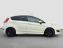 Ford Fiesta 1.0 EcoBoost ST Line Voorruitverwarming | Parkeersensoren | Full map navigatie | 17 inch lmv | Cruise control |