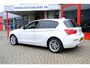 BMW 1-Serie 118i Sport Line Edition Aut. Pano|Sporstoelen|Navi|Clima