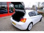 BMW 1-Serie 118i Sport Line Edition Aut. Pano|Sporstoelen|Navi|Clima