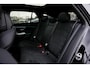 Mercedes-Benz E-klasse 300 e AMG Line l Superscreen l Panorama Dak l Afstand Cruise Control l 20 inch velgen l