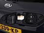 Kia Niro EV e-Niro DynamicLine 64 kWh | SOH 100% ACCU | 450 km actieradius | Stuur-/Stoelverwarming | Navigatie | Camera | Half Leder |