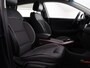Kia Niro EV e-Niro DynamicLine 64 kWh | SOH 100% ACCU | 450 km actieradius | Stuur-/Stoelverwarming | Navigatie | Camera | Half Leder |
