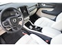 Volvo XC40 T4 211pk [Plug-in] Inscription | 360 | Verwarmde Voorruit | Geti