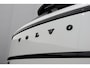 Volvo EX30 Single Motor Extended Range Plus Europa 69 kWh | 19" Lichtmetalen velgen | Elektrisch verstelbare voorstoelen | Stoel- & Stuurwielverwarming | Harman Kardon audio | Google Maps & Infotainment | BLIS Dodehoekdetectie | Adaptieve Cruise Control met Pilot Assist