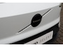 Volvo EX30 Single Motor Extended Range Plus Europa 69 kWh | 19" Lichtmetalen velgen | Elektrisch verstelbare voorstoelen | Stoel- & Stuurwielverwarming | Harman Kardon audio | Google Maps & Infotainment | BLIS Dodehoekdetectie | Adaptieve Cruise Control met Pilot Assist