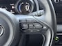 Toyota Yaris 1.5 Hybrid Dynamic Plus | Stoelverwarming, 16 inch, LED, Apple CarPlay/Android Auto, Parkeercamera, Keyless