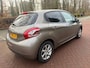 Peugeot 208 1.2 VTi Style / Navi / PDC / 5-drs