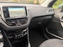 Peugeot 208 1.2 VTi Style / Navi / PDC / 5-drs