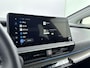 Toyota Prius 2.0 Plug-in Executive | Navigatie | Stoel-/stuurverwarming |  19 inch | Dodehoek detectie | Digitale binnenspiegel | Keyless