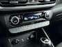 Hyundai Kona 1.6 GDI HEV FASHION DESIGN SKY ^| SCHUIFKANTELDAK | NAVI | CLIMA | NAVI | CAMERA | CRUISE ADAPTIEF | HUD | DDDEHOEK DETECTIE | APPLE CARPLAY & ANDROID AUTO |