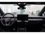 Volkswagen ID.7 Tourer Pro Limited Edition Inclusief €2000,- inruilvoordeel | Trekhaak | Achterbank in ongelijke delen neerklapbaar incl. middenarmsteun en doorlaadmogelijkheid | Afstandscontrolesysteem (Front Assist), met voetgangers- en fietsersherkenning | Airconditioning automatisch, 2-zone (Climatronic)