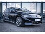 Volkswagen ID.7 Tourer Pro Limited Edition Inclusief €2000,- inruilvoordeel | Trekhaak | Achterbank in ongelijke delen neerklapbaar incl. middenarmsteun en doorlaadmogelijkheid | Afstandscontrolesysteem (Front Assist), met voetgangers- en fietsersherkenning | Airconditioning automatisch, 2-zone (Climatronic)