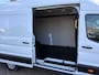 Ford Transit 350 2.0 TDCI L4H3 Trend RWD | SCI | 130pk | Navigatiesysteem SYNC4 | Stoelverwarming  | Elektrisch inklapbare buitenspiegels | Elektrisch verstelbare bestuurdersstoel | Passagiersairbag | Allweather banden | Laadruimte beschermingspakket | 150 watt/230V aansluitpunt tussen voorstoelen | Handmatige regeneratie roetfilter | Reservewiel | Centrale dubbele vergrendeling | LED Downlighter