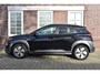 Hyundai Kona Electric EV Comfort Smart 64 kWh Wij zijn op afspraak geopend! Graag bellen voor uw komst.