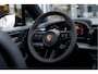 Porsche Macan 4 Aventurine Green 100 kWh Pano - Passenger Display - BTW-auto