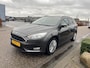 Ford Focus Wagon 1.0 Titanium | Cruise Control | Trekhaak | Carplay | NAVI | Parkeersensoren achter | Climate Control