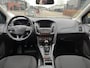 Ford Focus Wagon 1.0 Titanium | Cruise Control | Trekhaak | Carplay | NAVI | Parkeersensoren achter | Climate Control