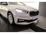 Skoda Fabia Selection 1.0 TSI 95pk Cruise control, App connect, Parkeersensor achter, LED koplampen, Airco, DAB, Radio, Bluetooth