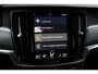 Volvo V90 T4 Automaat Momentum | Panoramadak | Parkeerverwarming | Lederen Bekleding | Navigatie | Verwarmbare Voor- en Achterstoelen | Apple Carplay/ Android | Adaptieve Bochtverlichting | Parkeercamera