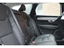 Volvo V90 T4 Momentum | Panoramadak | Parkeerverwarming | Lederen Bekleding | Navigatie | Verwarmbare Voor- en Achterstoelen | Apple Carplay/ Android | Adaptieve Bochtverlichting | Parkeercamera