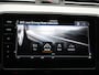 Volkswagen Passat Variant 1.4 TSI PHEV GTE Business Navigatie - ACC - Stoelverwarming - Panoramisch schuif-kanteldak - Camera - Leer - LED