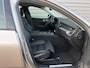 Volvo XC60 2.0 T6 Plug-in hybrid AWD Plus Dark / Panoramadak / elektr. stoelen met geheugen / trekhaak /