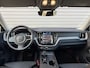 Volvo XC60 2.0 T6 Plug-in hybrid AWD Plus Dark / Panoramadak / elektr. stoelen met geheugen / trekhaak /